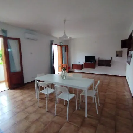 Vacanze La Pinnata * טרופאה